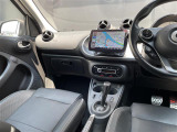 ◆LIBERALAは、輸入車選びの新たなスタイルを提案するインポート・セレクト・ブランドです。オーナー様となる方がクルマから直接感じる感性を第一にした、最良の一台との出会いをコーディネートいたします。