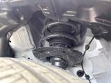 お車を安心してお乗りいただく為には、足回りの定期点検が欠かせません。サービスサポート(有償保証)では無料点検もご提供しており、安心のカーライフをお過ごしいただけるサポート体制が整っています。