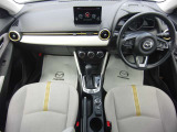 MAZDA2 1.5 15S サンリットシトラス 