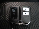 スマートキーはご家族で持ったり、予備としてもあると嬉しい2つになります!