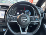 ハンドルは軽やかに回り、気持ちよく運転が出来ます。