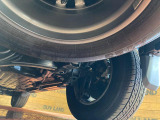 お車を安心してお乗りいただく為には、足回りの定期点検が欠かせません。サービスサポート(有償保証)では無料点検もご提供しており、安心のカーライフをお過ごしいただけるサポート体制が整っています。