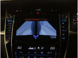 スマートキー付きです。スマートキーとは鍵を車に差し込まなくても、ドアノブを触ったりするだけで、ドアロックを解錠できます。これが凄く便利なんですよ。