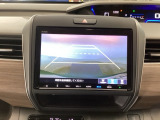 【バックカメラ】運転が苦手な方も車庫入れラクラクです!ギアをリバースに入れれば自動的に切り換わりますので、面倒な操作は不要です♪狭い駐車場もお車を傷つけず安心ですね!