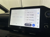 ブルートゥースに接続することにより、スマホに入ったお気に入りの音楽を車内で楽しむことができます♪あると本当に便利な機能になっています!