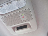 SOSコール 走行中の緊急時(病気や事故、あおり運転など)にボタンひとつでオペレーターに接続!救急や警察への連絡をサポートいたします。※使用にはお申し込みが必要です、詳しくはスタッフまで