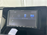 ブルートゥースに接続することにより、スマホに入ったお気に入りの音楽を車内で楽しむことができます♪あると本当に便利な機能になっています!