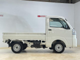 当店では、国家資格を持った整備スタッフがあなたのお車をしっかりサポート!!アフターメンテナンスもすべてお任せ下さい☆