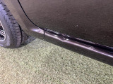 左前のパネルにへこみがあります。現状でのお渡しになります。こちらの車両をご検討の際は、現車の確認をお願いいたします。