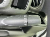 トンネルなど、周囲の明るさの変化でランプ類を自動オン・オフするコンライトです(消し忘れ防止機能付)
