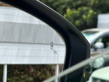 ブラインドスポットインフォメーション採用で、車線変更時の車両接近をお知らせしてくれます。安心ですね♪