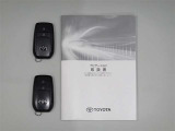 車両取扱説明書は欠品ですがスペアキーはあります。