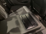 BMWを熟知したメカニックによる、360度の納車前点検。ドイツ本国と同様の教育・訓練を受けたBMW専門のメカニックが、360度によるポイントを徹底的に点検、整備いたします。