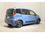 当店は全車『ロングラン保証』付!(1年間、距離無制限 HV車はHV保証付) 別途延長保証もご用意しております♪ ぜひ現車を確認にご来店ください