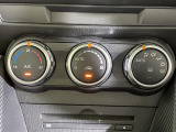 【オートエアコン】車内温度を感知して自動で温度調整をしてくれるのでいつでも快適な車内空間を創り上げます!