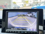 駐車時に便利なバックカメラを装備しています。