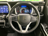 【純正革巻きステアリング】上質な革を使用することで、手にしっかり馴染みとても運転しやすいハンドルです♪