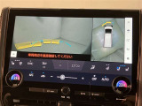安全機能のバックモニター&全周囲モニターも装備です。