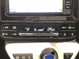 操作しやすいオートエアコン。 車内をいつも快適に保つ事が出来ます。