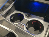 【正規認定中古車】【全国正規ディーラー保証付/2年・走行距離無制限】1オーナー 弊社下取り車 ハーマンカードンスピーカー 保冷保温カップホルダー トップビューカメラ AppleCarPlay