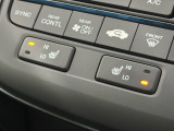 ★シートヒーター★ 冷えが気になる方にも嬉しいシートヒーターを装備しております(*^-^*)寒い日もカラダを暖め、快適なドライブをサポートします♪