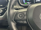 運転中、オーディオの操作をしてて、ハッとしたことはありませんか?ステアリングスイッチは、運転中でもハンドルでオーディオの操作が可能です。安全なドライブをサポートします。