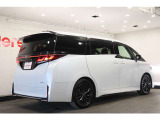 【新車保証継承付】トヨタディーラーにてメーカー新車保証継承をしてご納車いたします。初年度登録より3年間・走行6万kmまで。詳細はスタッフにお問い合わせくださいませ。