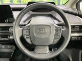 【純正革巻きステアリング】上質な革を使用することで、手にしっかり馴染みとても運転しやすいハンドルです♪