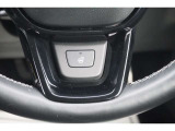 【ステアリングヒーター】寒い冬に便利なステアリングヒーターを装備!運転中に冷え込みやすい指先を温めてくれる快適装備です!