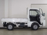 軽マートの車は全車安心の保証付!!自信があるのでできるんです♪整備工場、板金工場、完備♪