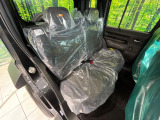 高品質なオリジナルフロアマットもオプションにてご用意しております。お好きなデザインやカラーをお車に合わせて選んでいただくことができます♪
