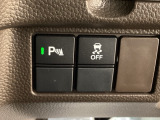 【パーキングセンサー】駐車や出庫時にクルマの前後の障害を検知し、音とディスプレイでお知らせします。VSA搭載。横滑りを抑えて、安全な走行を確保します。