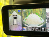 【アラウンドビューモニター】専用のカメラにより、上から見下ろしたような視点で360度クルマの周囲を確認することができます☆死角部分も確認しやすく、狭い場所での切り返しや駐車もスムーズに行えます。