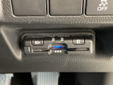 ETC車載器付。ETCが使用可能な道路通行料はキャッシュレスでスマートに走行できます。再セットアップして納車致します。