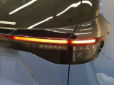LEDテールランプ搭載ですので後続車にもわかりやすくデザインもかっこいい設計ですよ!!