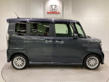 購入後も自社指定整備工場完備でお客様の愛車をしっかりサポート致します!御納車時には安全かつ安心してお乗り頂けるようホンダ専門知識を持つ整備スタッフが点検・整備・装備も説明をしてお渡ししております。