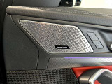 認定中古車 全方位カメラ 全方位PDC ACC idrive Apple Carplay Audroid Auto 赤革スポーツシート シートヒーター ステアリングヒーター haman/kadonスピーカー パドルシフト パークアシスト 禁煙車