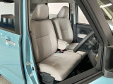 【運転席・助手席】内装ルームクリーニング済みです。しっかり綺麗にしていますので、是非、お確かめください。車に自信があるからこそ、是非一度ご来店頂き内外装も見てもらえると幸いです。