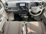 運転席からの視界もよくどなたがお乗りになられても運転しやすい車両になっていますよ