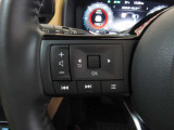 ステアリングスイッチ搭載!ハンドルひとつで手を離さなくても運転中視線をそらさなくても操作が出来て便利です