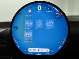 円形有機ELディスプレイは、スマートフォンのように簡単に操作できます