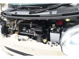 エンジンルームの樹脂部分は丁寧に磨いてツヤをだしています。当社の中古車のエンジンルームクリーニングはとても自信があります★