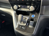 e-powerのシフトレバーはお洒落で使い勝手も良いですよ!