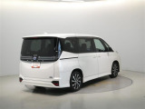 ご覧の車両以外にも多数のU-CARを展示販売しております。