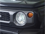 【ヘッドライト】省電力で長寿命の明るく運転しやすいLEDヘッドランプです。明るく照らすので暗い夜道からお客様を守ってくれます。お近くのスズキ自販島根までお越しください。
