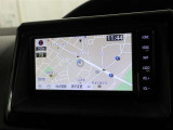 ☆ナビゲーション付きです!ドライブや旅行など様々なシーンで活躍しますよ♪初めてのところも迷わず安心♪