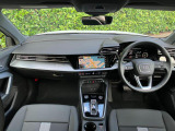 Audiのインテリアはエクステリア同様、優れたデザイン性とクオリティ、そして機能性を兼ね備えております。