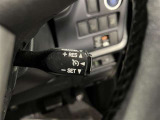 レーダークルーズコントロール(全車速追従機能付)付きです。車速に応じて追従支援してくれるので、ロングドライブも快適です。