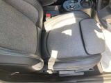 運転席のシートも良好です。