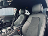 第三者機関のプロの鑑定士による車輛評価付き車輛ですのでお客様の車選びをサポートします。
